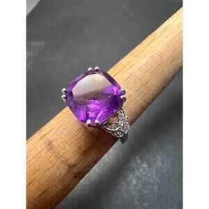 Amethyst and diamond sterling silver ring size 7
